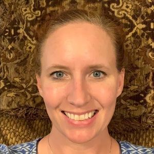 Meet your Posher, Rebecca